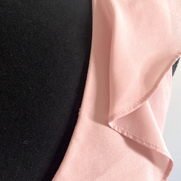 Ladies BCBG Summer Dress - Picture 3 of 9